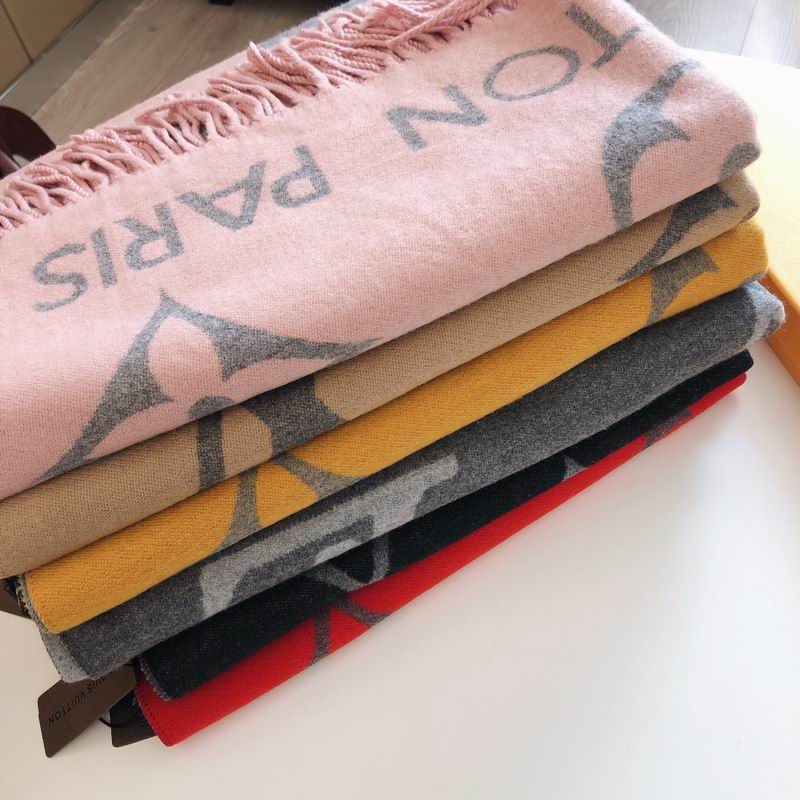 LV scarf 180X65cm E13